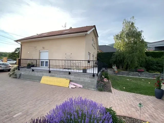 Egyedi korlát – BP Lakatos